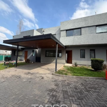 Duplex en Venta 3 dormitorios en Las Moras - Valle Escondido