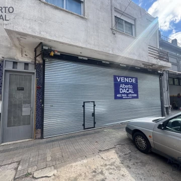Local en PH- Venta - sobre lote de 9,2x30