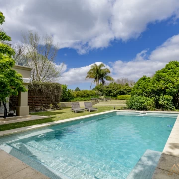ALQUILER CASA LOMAS DE LA TAHONA 4 DORMITORIOS y PISCINA