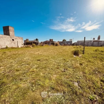 VENTA- Lote de 487,20 m2 a metros de Ruta 9 - Barrio Punta Chacra, Roldán.