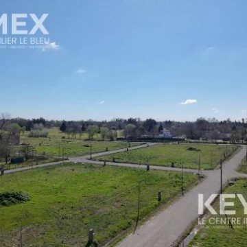 Venta Terreno en Barrio Semi Privado, Manzanares