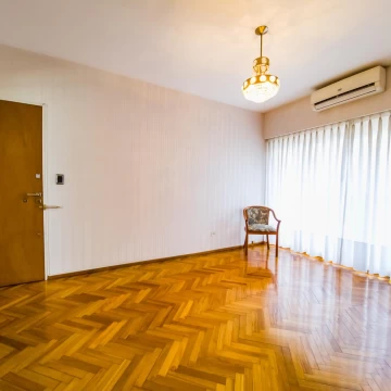 Caballito,Departamento lateral, 4 ambientes, Muy Luminoso, Cocina (lavadero integrado), 2 balcones