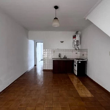 1791228247.jpg