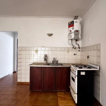 1791228250.jpg