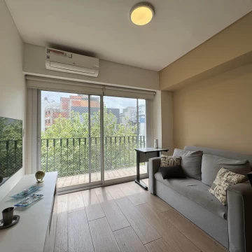 VENTA DE DEPARTAMENTO 3 AMBIENTES RECICLADO CON DEPENDENCIA - VILLA CRESPO