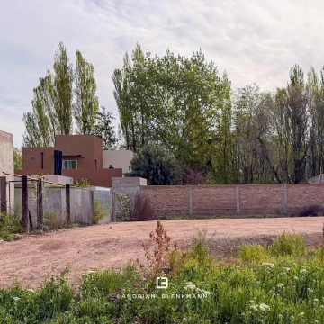 Terreno en confluencia 