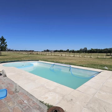 VENTA CASA Quinta en Manuel Jose Garcia LOTE DE 1 HA