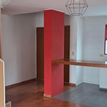 Departamento 2 ambientes con cochera en Venta en Lanús Oeste, dúplex