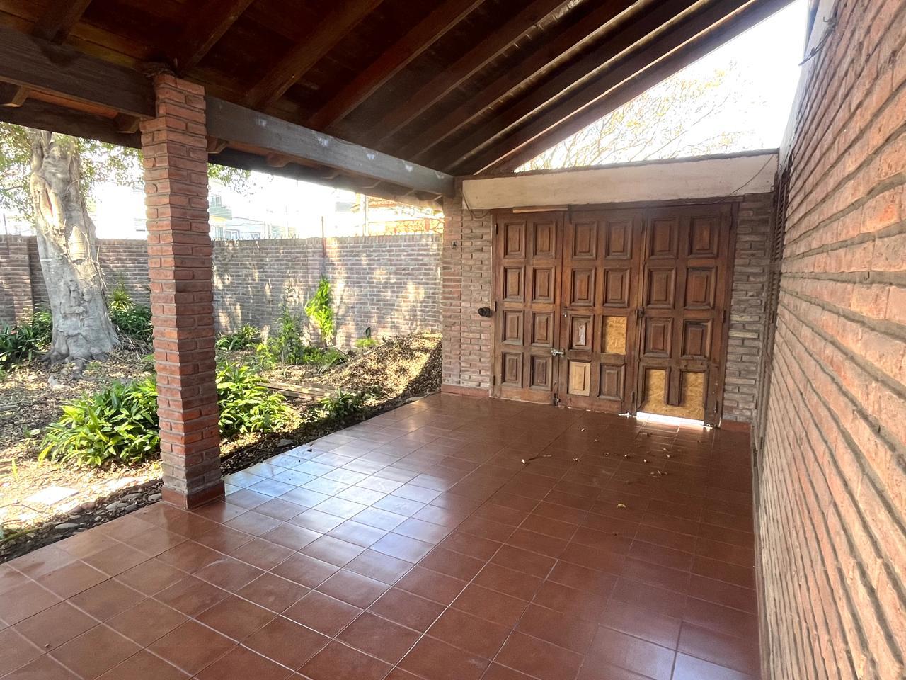 COCHERA O GALERIA
