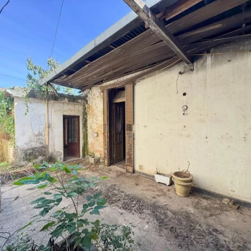 Casa a Demoler en Venta – Barrio Jorge Cura, Rosario