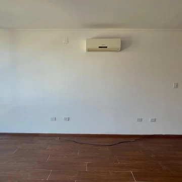 1791300248.jpg