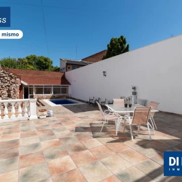 Almagro casa 829 m2 pileta quincho cochera
