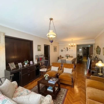 Departamento en Venta 4 Ambientes con Dependencia 