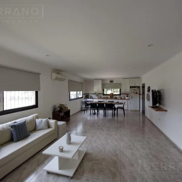 Venta casa 3 ambientes sobre lote 1950 m2 en Parque Sakura III, Exaltacion de la Cruz, APTA CREDITO