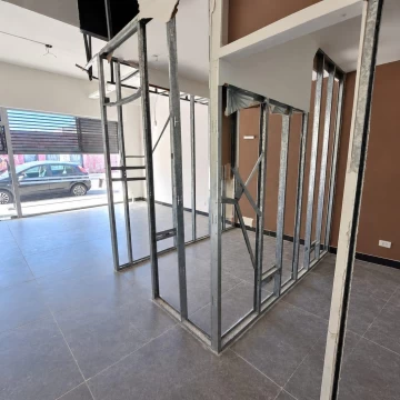 Alquiler Local al frente a metros de 9 de julio Lanús Este