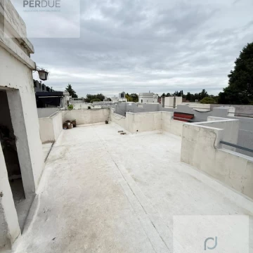 Departamento dos dorm en alquiler barrio jardin con terraza