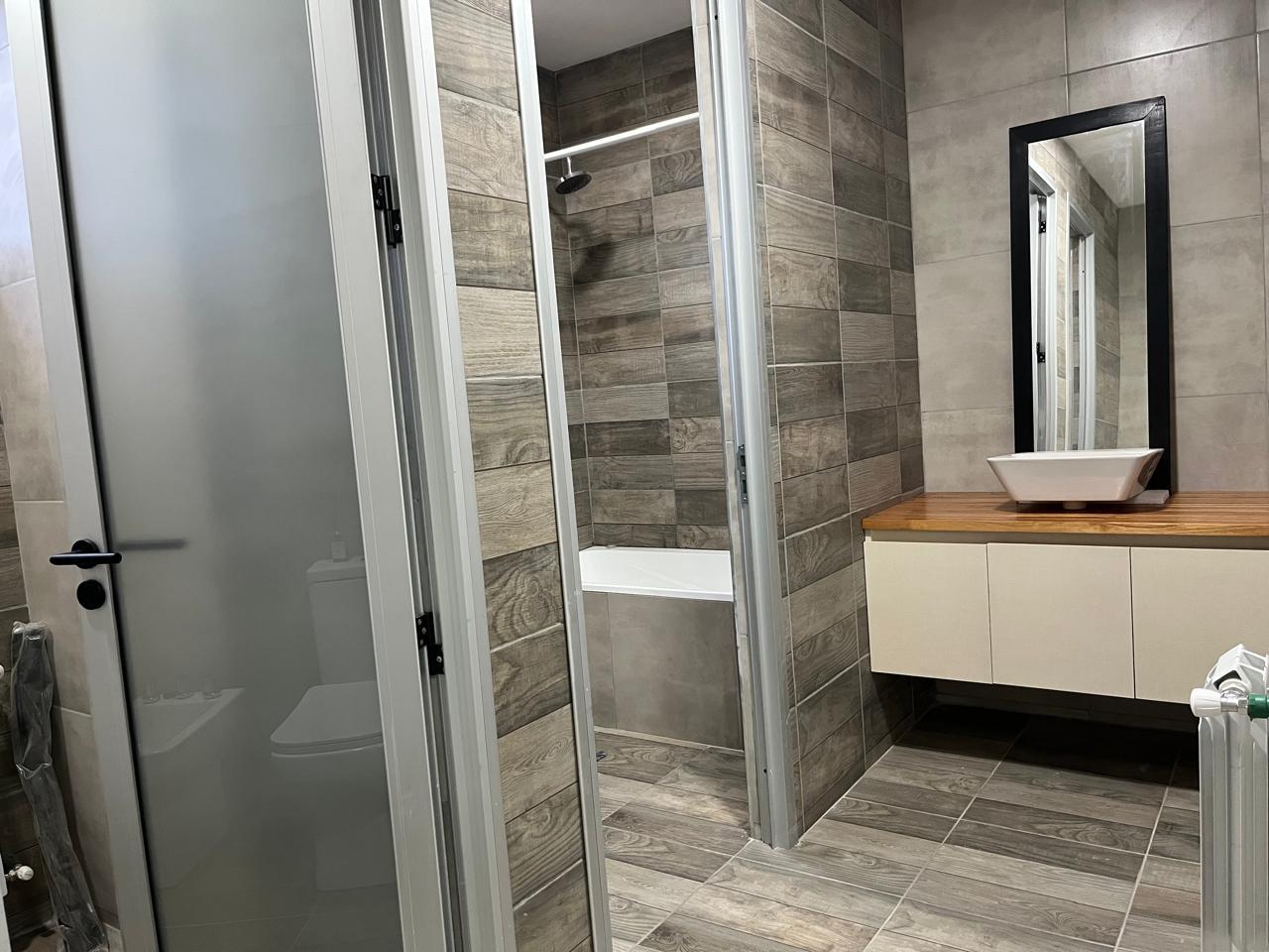 Baño completo planta baja