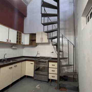 VENTA PH 3 AMBIENTES CON TERRAZA EN HAEDO
