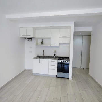 Alquiler a estrenar 1 ambiente Constitucion/baulera
