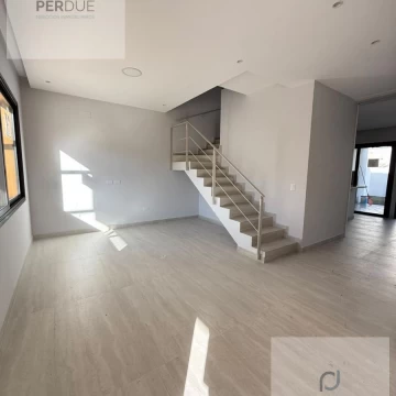Duplex en venta greenville 2 Living comedor separado