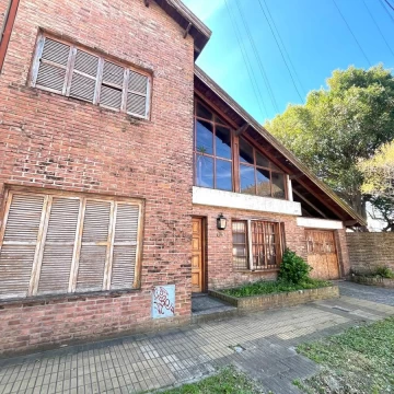 VENTA CASA QUILMES LOTE 209M/CUB 152M 
