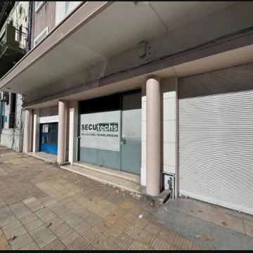 Venta  de Local en Tres Cruces
