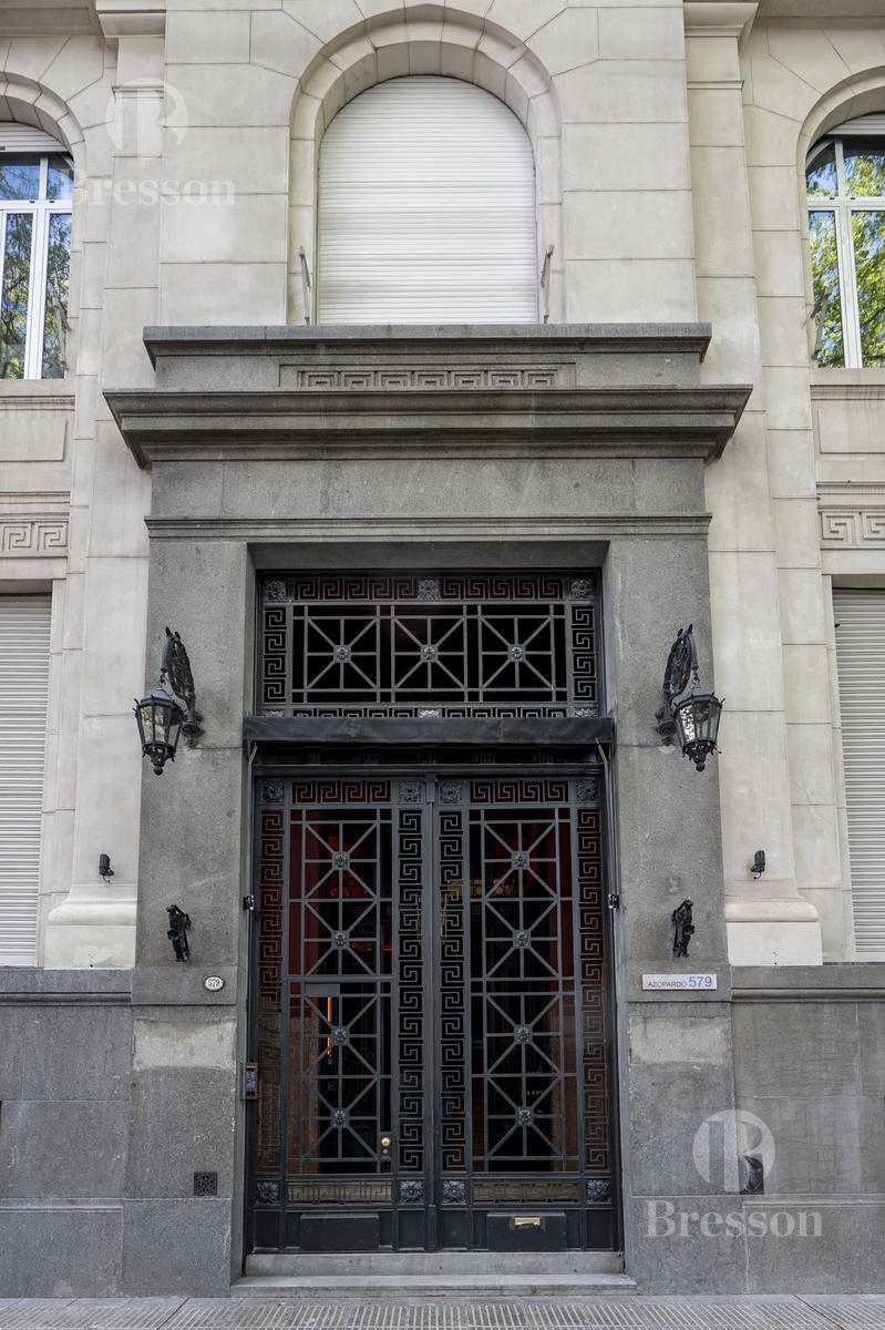 PUERTA ACCESO EDIFICIO