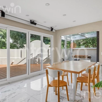 Casa en ALQUILER - 5 amb. - Cochera - Terraza - Dependencia - Reciclada - Luminosa - Belgrano