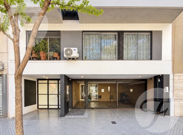 DISPONIBILIDAD INMEDIATA | MONOAMBIENTE DIVISIBLE CON PATIO | ZEBALLOS 2400 | PARQUE INDEPENDENCIA