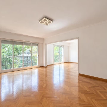 Alquiler Departamento 4 ambientes   dependencia en Belgrano | 2 balcones. 3 baños. MUY LUMINOSO