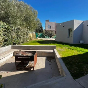 Casa en Venta - Barrio Terruños de Araoz II - Calle Araoz