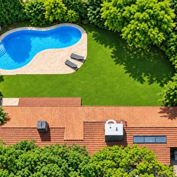 EN VENTA | Casa en Lomas de San Isidro – 1.118 m² de terreno, 5 dormitorios y pileta