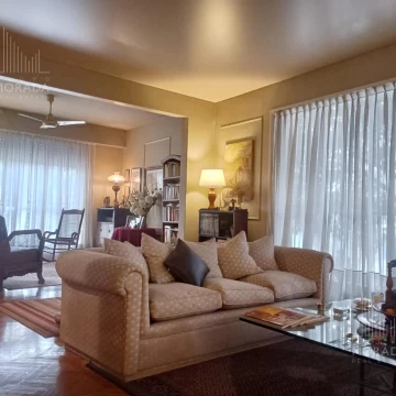 Venta Piso 5 Ambientes Recoleta CABA