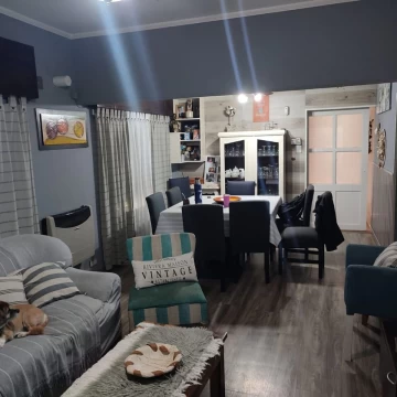 VENTA/PERMUTA CASA EN BERAZATEGUI