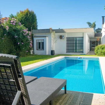 VENTA CASA QUILMES