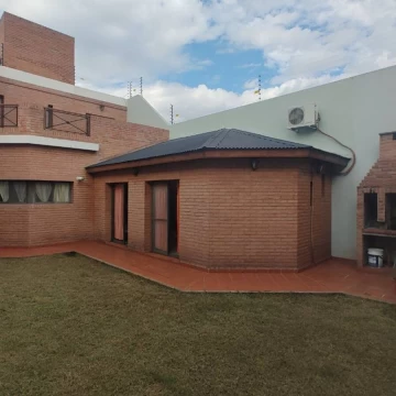 VENTA CASA CHALET 4 AMB SARANDI