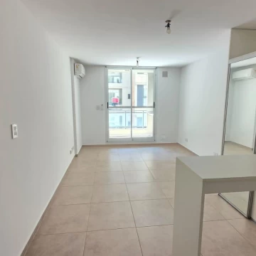 Alquiler departamento monoambiente con balcon