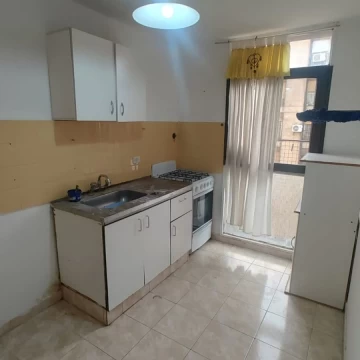 VENTA DEPTO 2 AMB AVELLANEDA