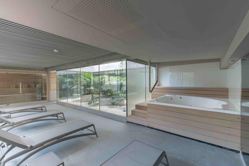 Jacuzzi