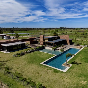 VENTA  EN LA TAHONA TERRENO
