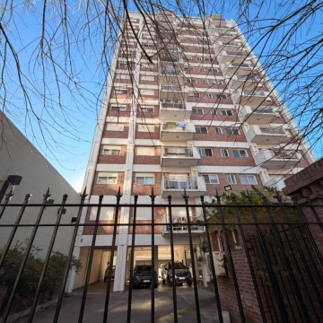 ALQUILER DEPARTAMENTO 3 AMBIENTES. QUILMES CENTRO