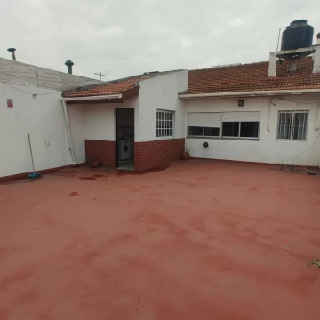 VENTA CASA 4 AMB QUINCHO+ GALPON+LOCAL VILLA DOMIN