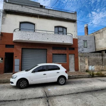 VENTA CASA MULTIFLIAR COCHERA DOCK SUD AVELLANEDA