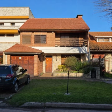 VENTA CASA 5AMB QUINCHO PARQUE PILETA