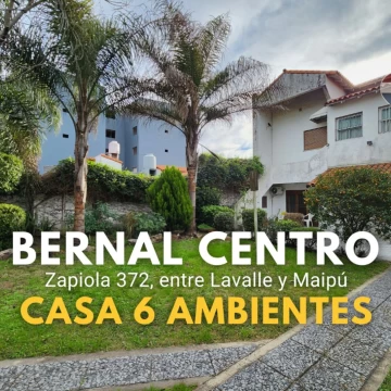Venta Casa 6 ambientes c/ Parque en Bernal Centro
