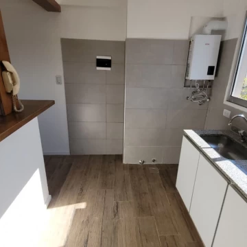 ALQUILER DEPARTAMENTO 2 AMB. PLAZA CONESA. QUILMES