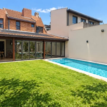 VENTA CASA 5 AMB COCHERAS PILETA DON BOSCO