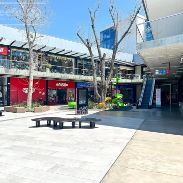 Local en Nuevo Quilmes Plaza - Planta baja