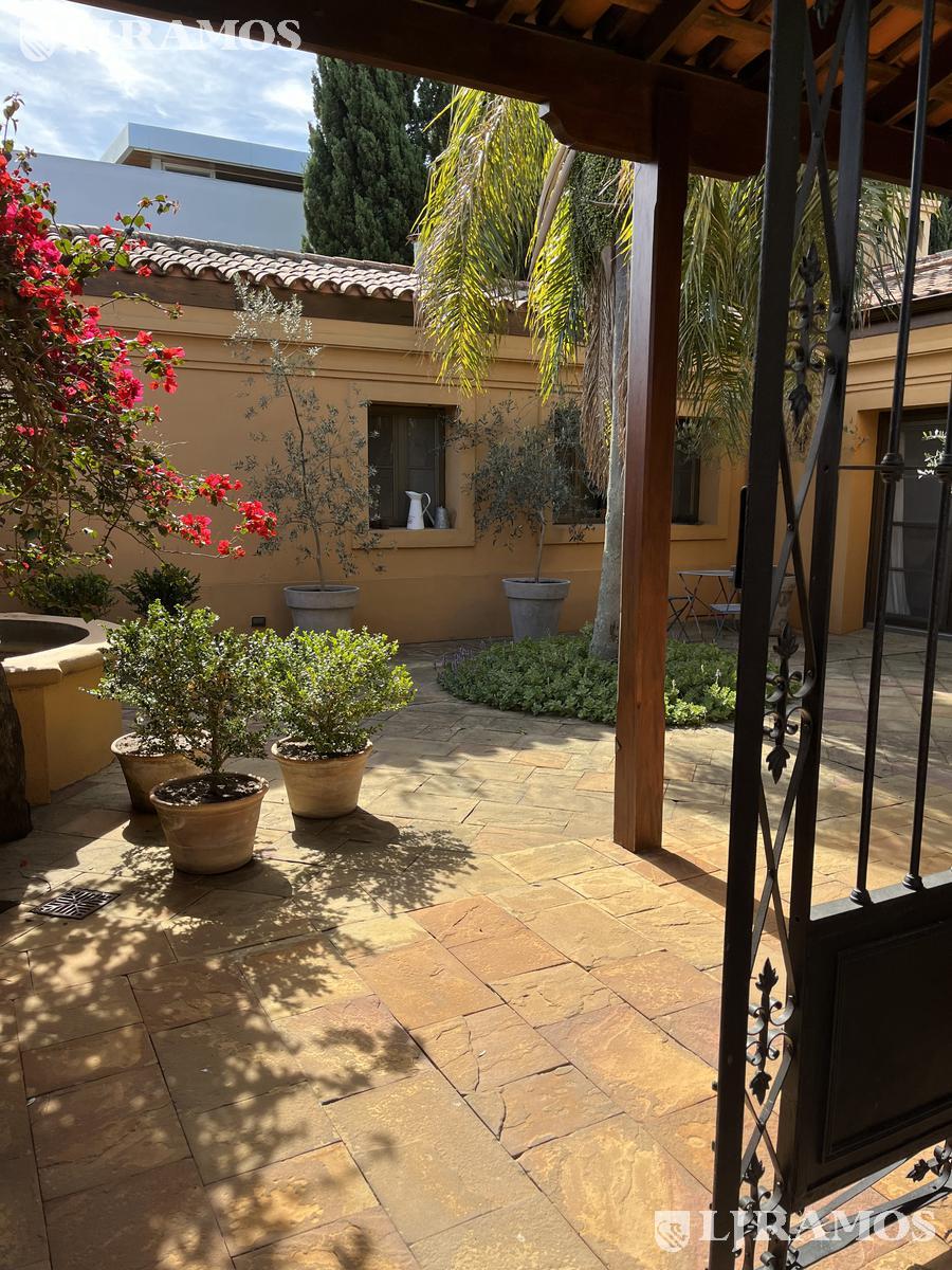 05 - PATIO INTERNO