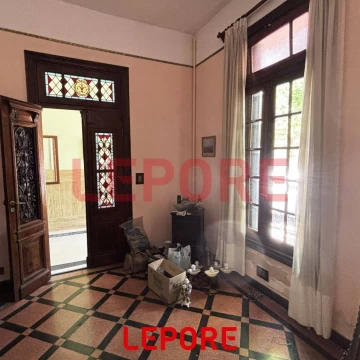 Casa en venta Flores 6 ambientes